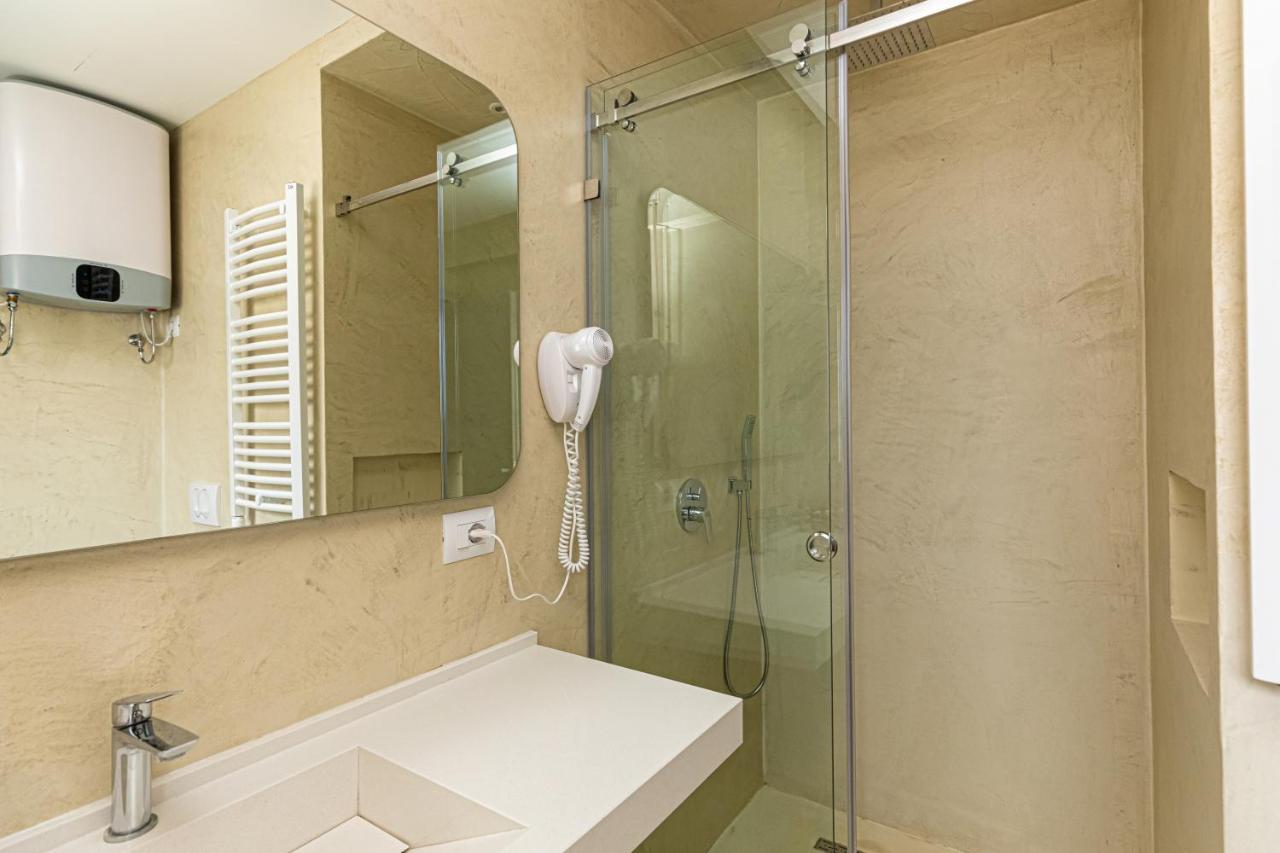 Novus Rooms Vlorë Eksteriør bilde