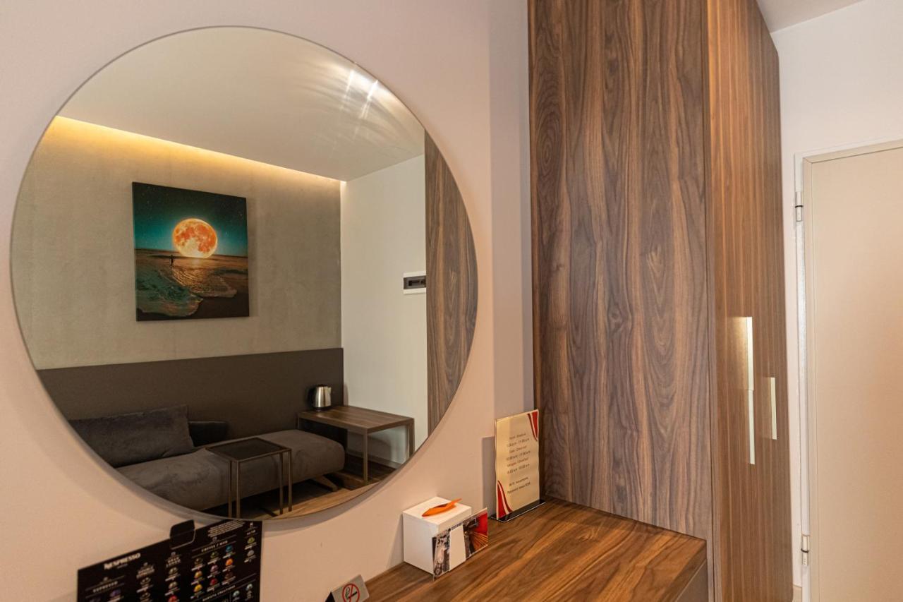 Novus Rooms Vlorë Eksteriør bilde